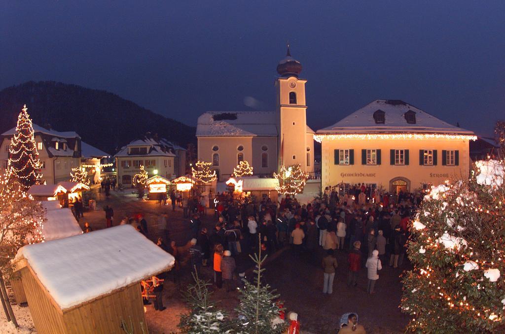 Hotel Seehang Garni Sankt Wolfgang im Salzkammergut ภายนอก รูปภาพ