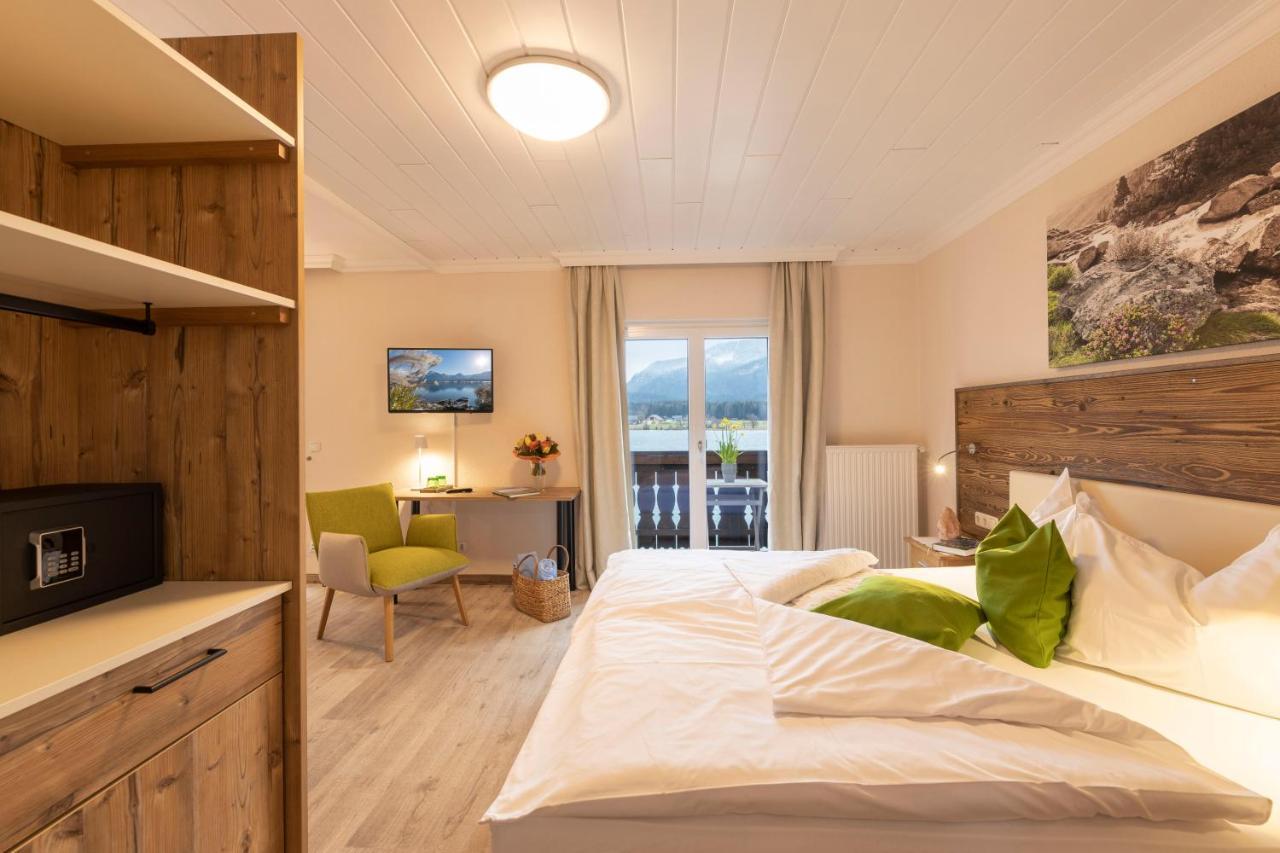 Hotel Seehang Garni Sankt Wolfgang im Salzkammergut ภายนอก รูปภาพ