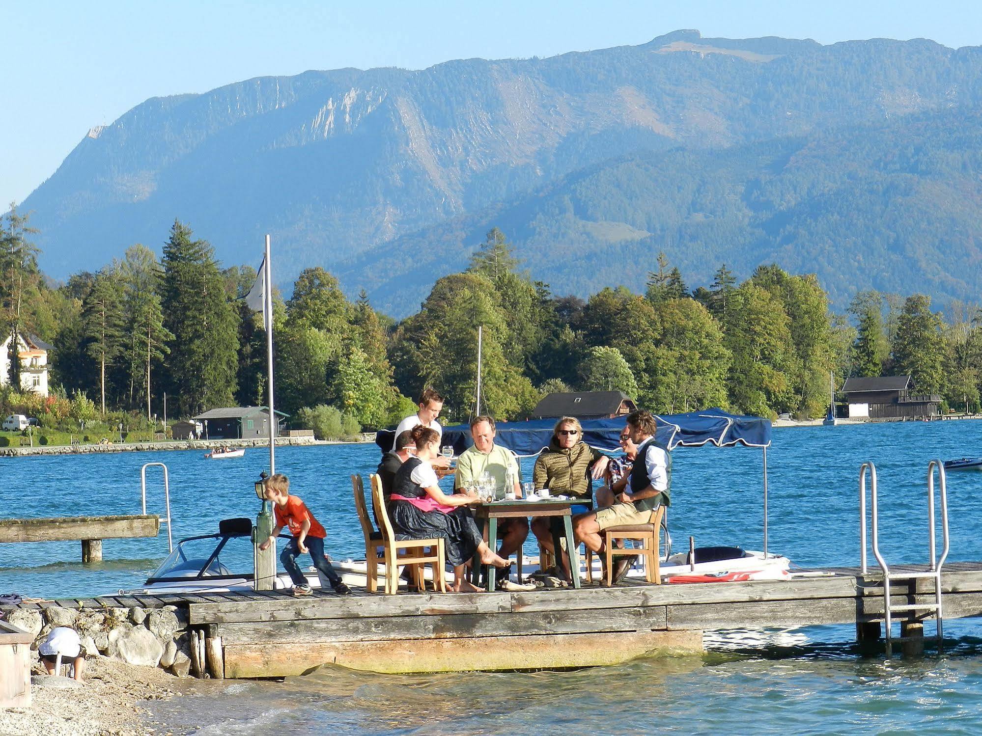 Hotel Seehang Garni Sankt Wolfgang im Salzkammergut ภายนอก รูปภาพ